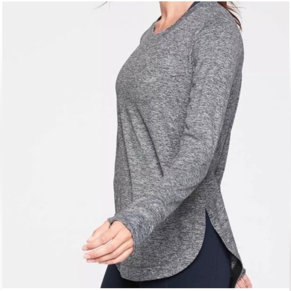 Women’s ATHLETA Uptempo long sleeve top- Heather grey. Size Small - Picture 2 of 8